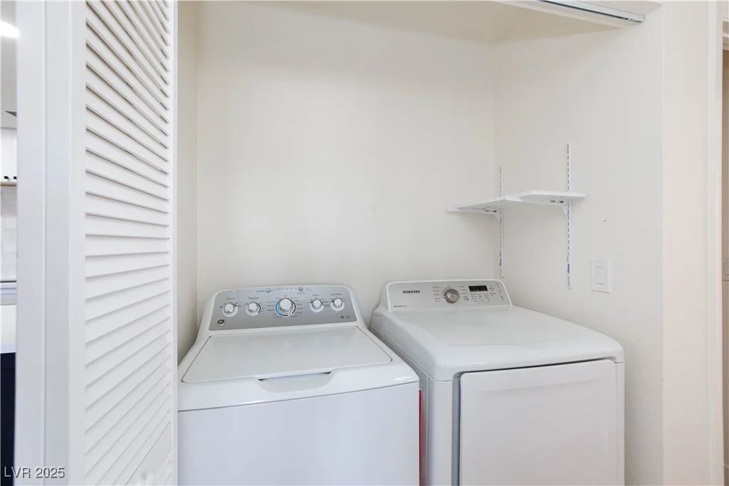 3770 Shirebrook, Las Vegas, NV 89115