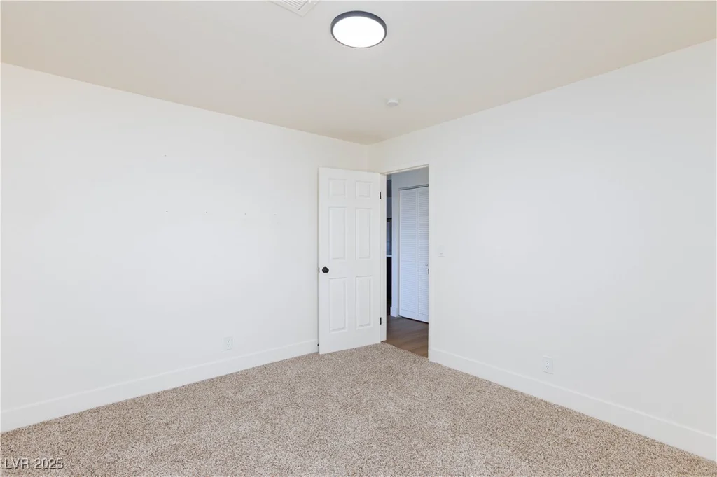 3770 Shirebrook, Las Vegas, NV 89115