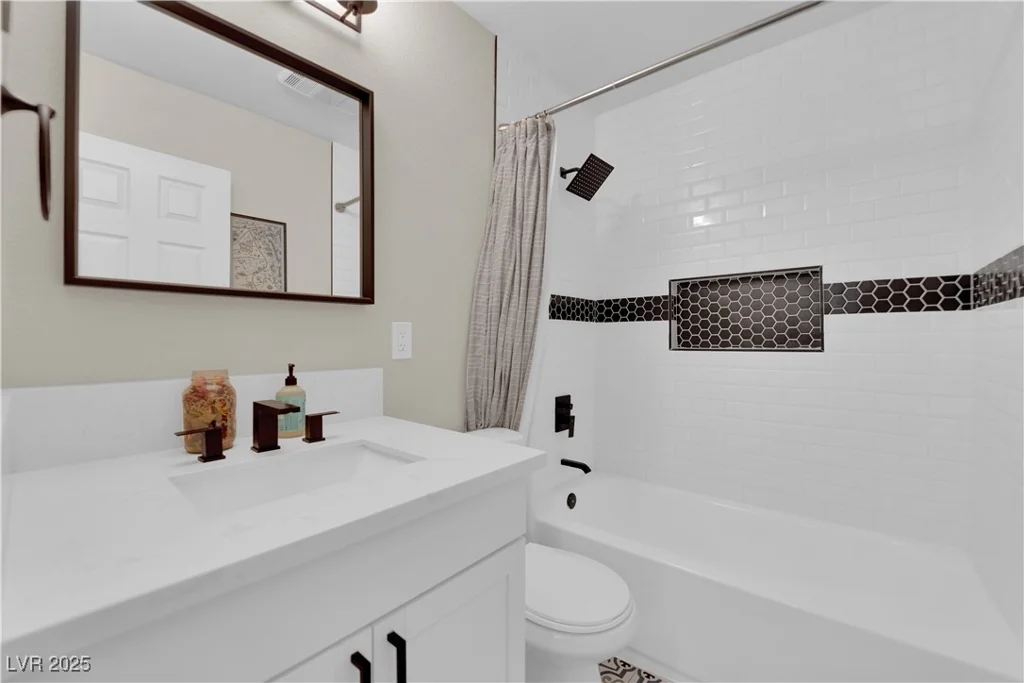 1320 Wengert, Las Vegas, NV 89104