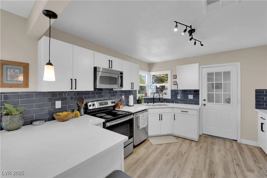 1320 Wengert, Las Vegas, NV 89104