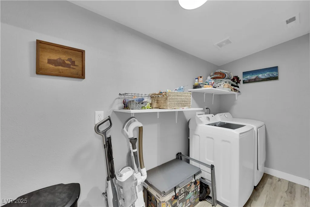 1320 Wengert, Las Vegas, NV 89104