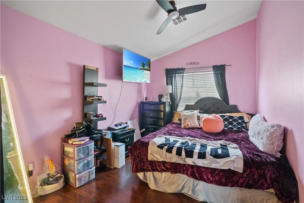 619 Zalataia, North Las Vegas, NV 89031