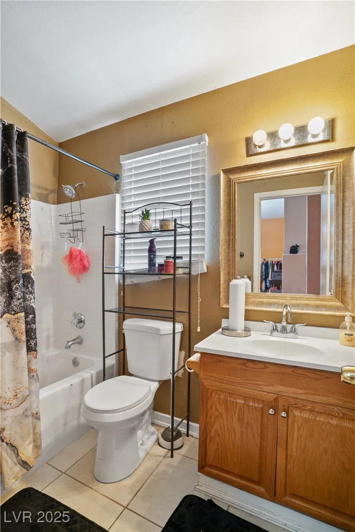 619 Zalataia, North Las Vegas, NV 89031