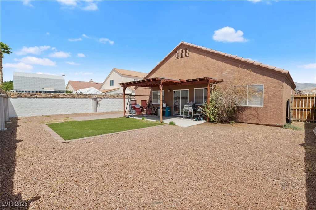 619 Zalataia, North Las Vegas, NV 89031