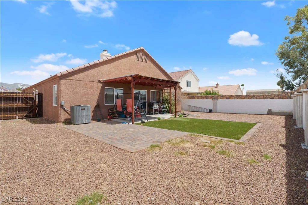 619 Zalataia, North Las Vegas, NV 89031