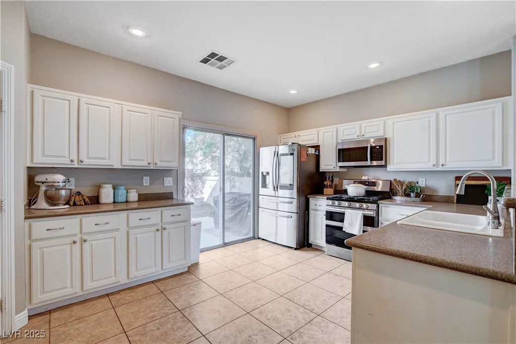8340 Winterchase, Las Vegas, NV 89143