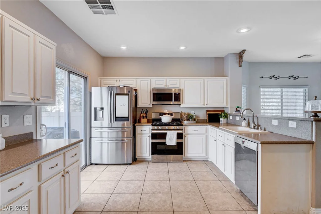 8340 Winterchase, Las Vegas, NV 89143