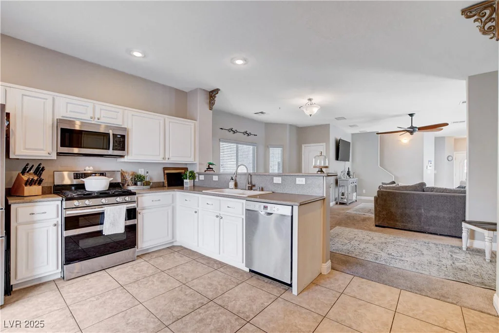 8340 Winterchase, Las Vegas, NV 89143
