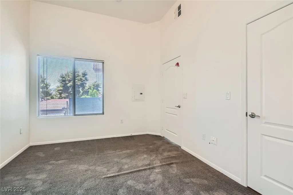 8805 Jeffreys, Las Vegas, NV 89123