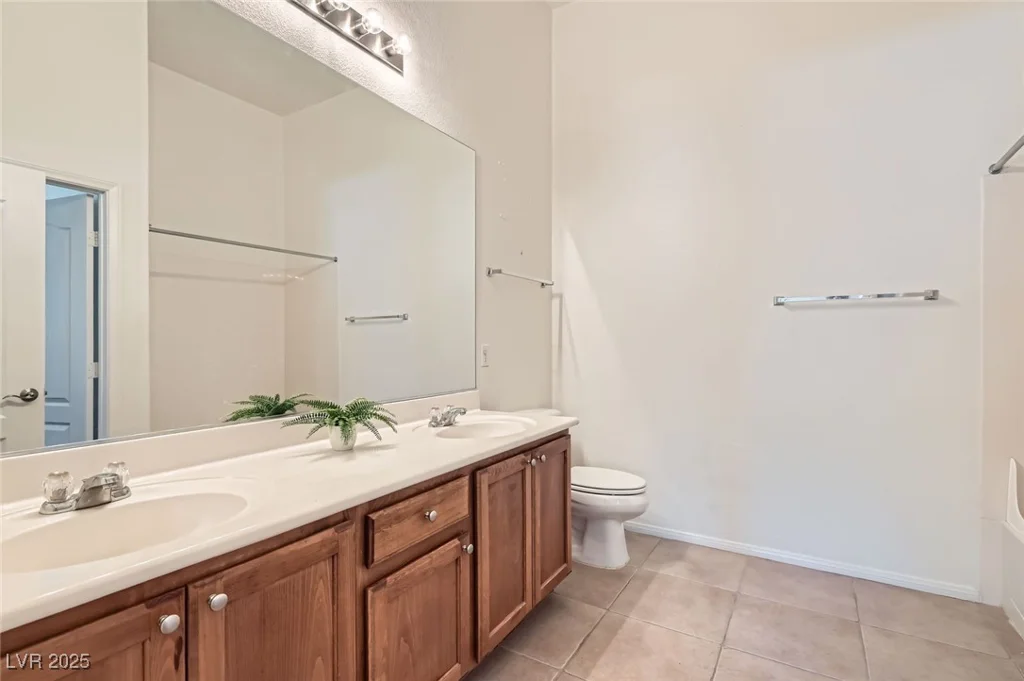 8805 Jeffreys, Las Vegas, NV 89123