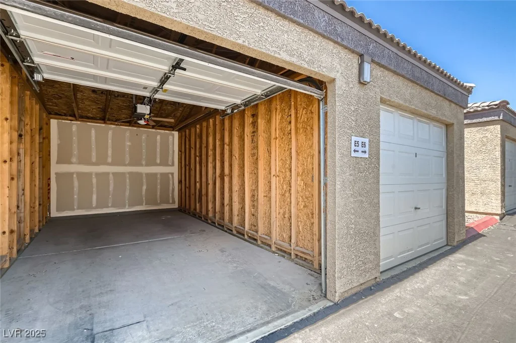 8805 Jeffreys, Las Vegas, NV 89123