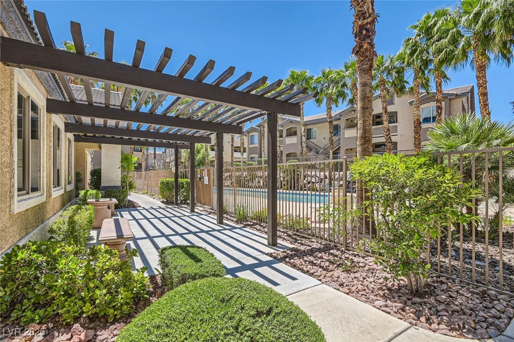 8805 Jeffreys, Las Vegas, NV 89123