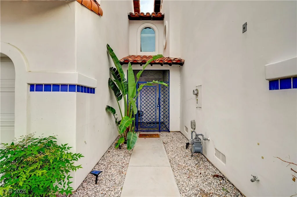 8719 Villa Ariel, Las Vegas, NV 89147
