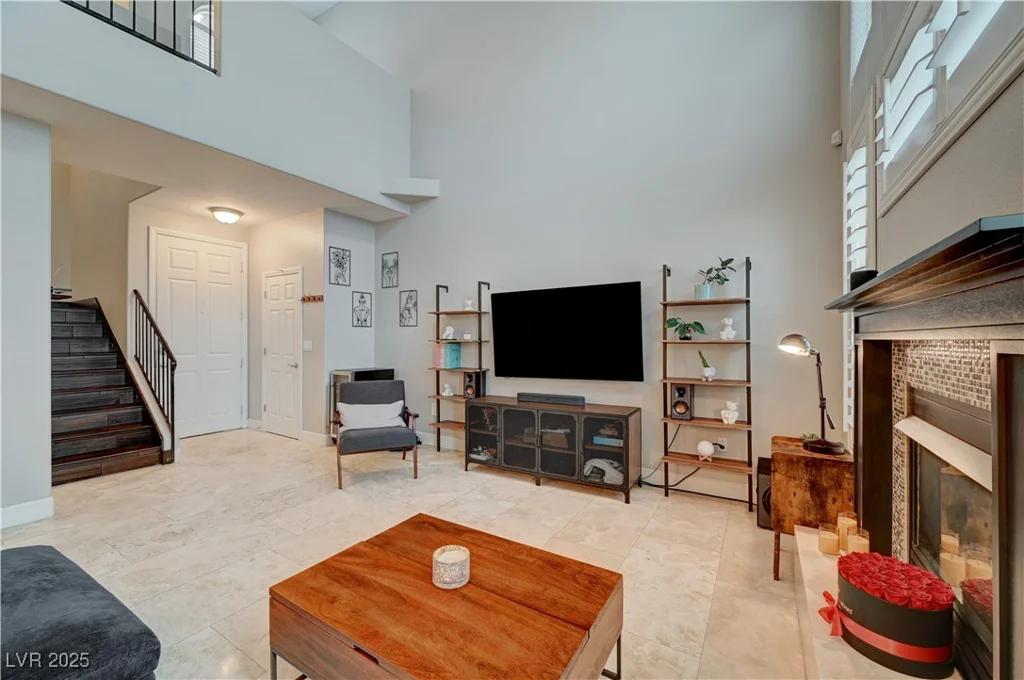 8719 Villa Ariel, Las Vegas, NV 89147