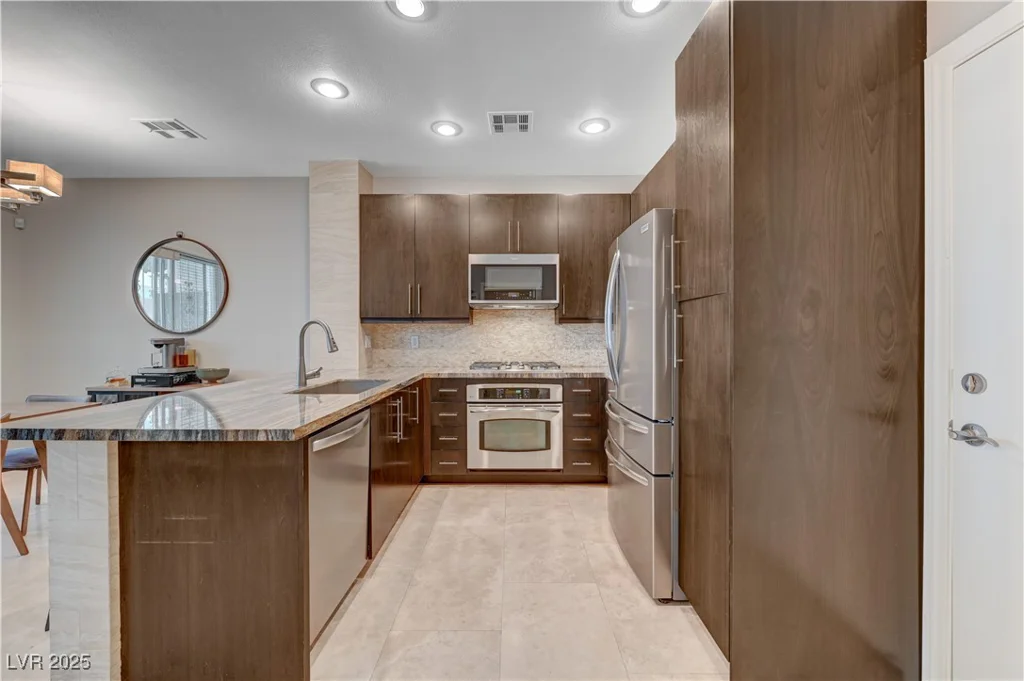8719 Villa Ariel, Las Vegas, NV 89147