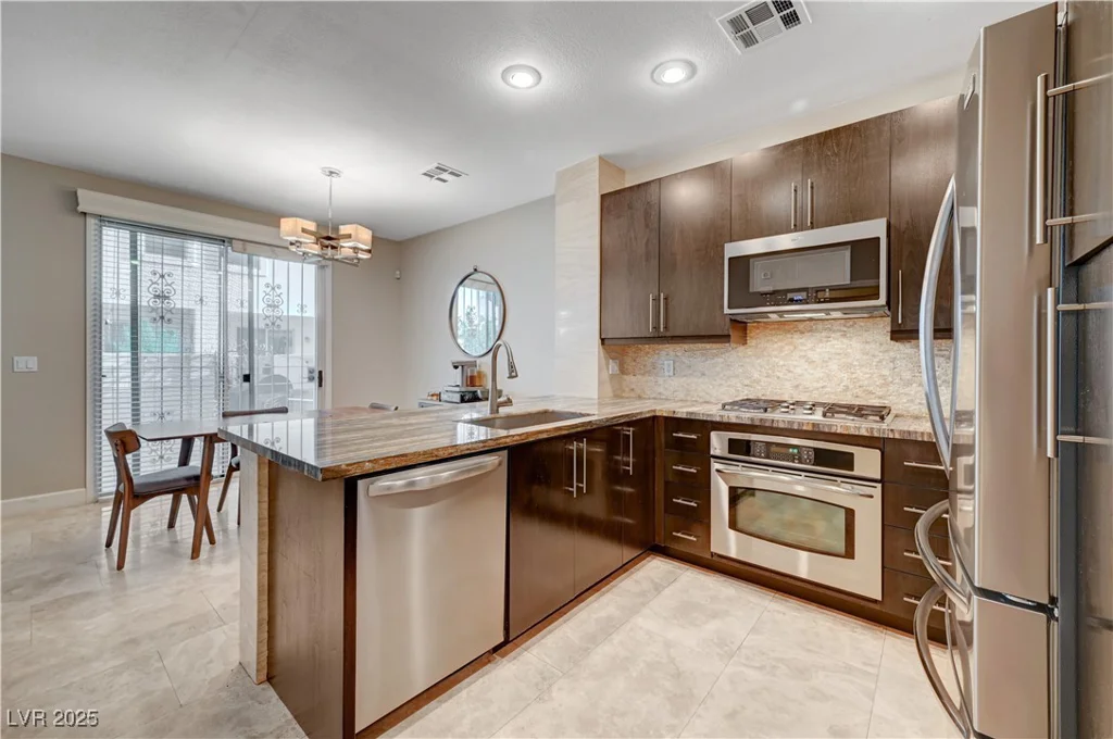 8719 Villa Ariel, Las Vegas, NV 89147