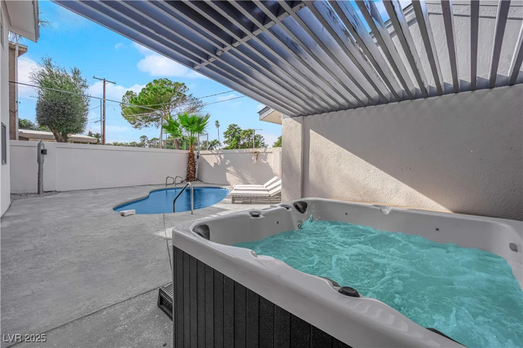 2160 Pueblo, Las Vegas, NV 89169