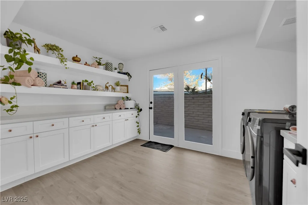 2160 Pueblo, Las Vegas, NV 89169