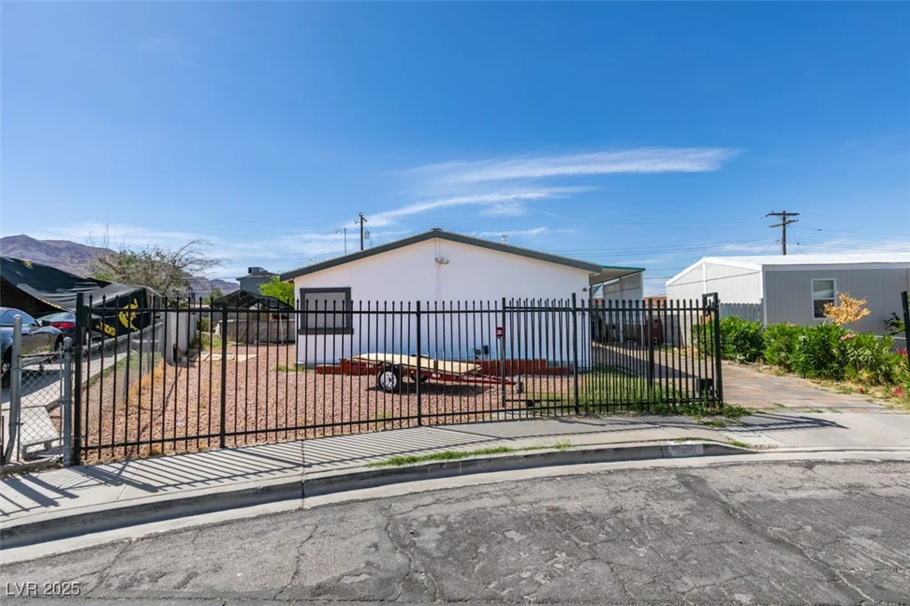 6159 Carlsbad, Las Vegas, NV 89156