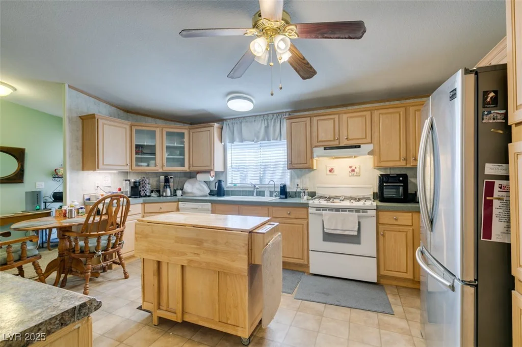 6159 Carlsbad, Las Vegas, NV 89156