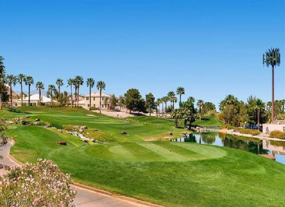 151 Cliff Valley, Las Vegas, NV 89148