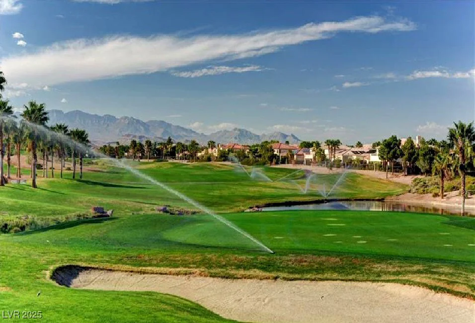 151 Cliff Valley, Las Vegas, NV 89148