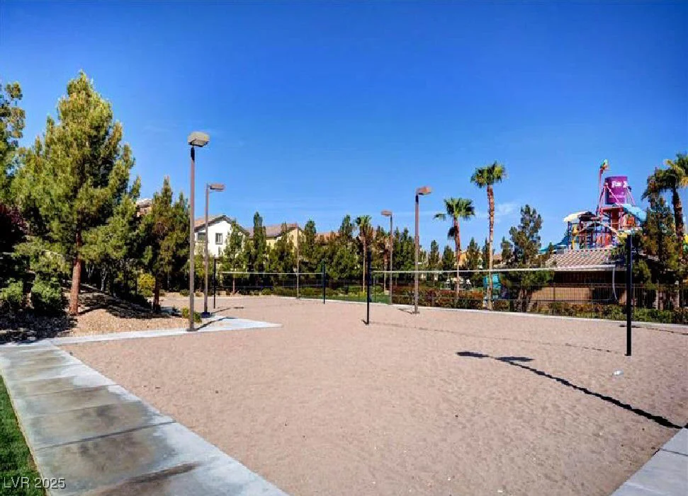 151 Cliff Valley, Las Vegas, NV 89148