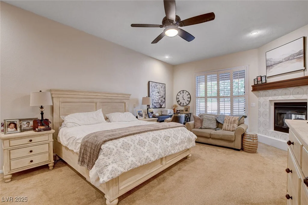 2074 Sutton, Henderson, NV 89074