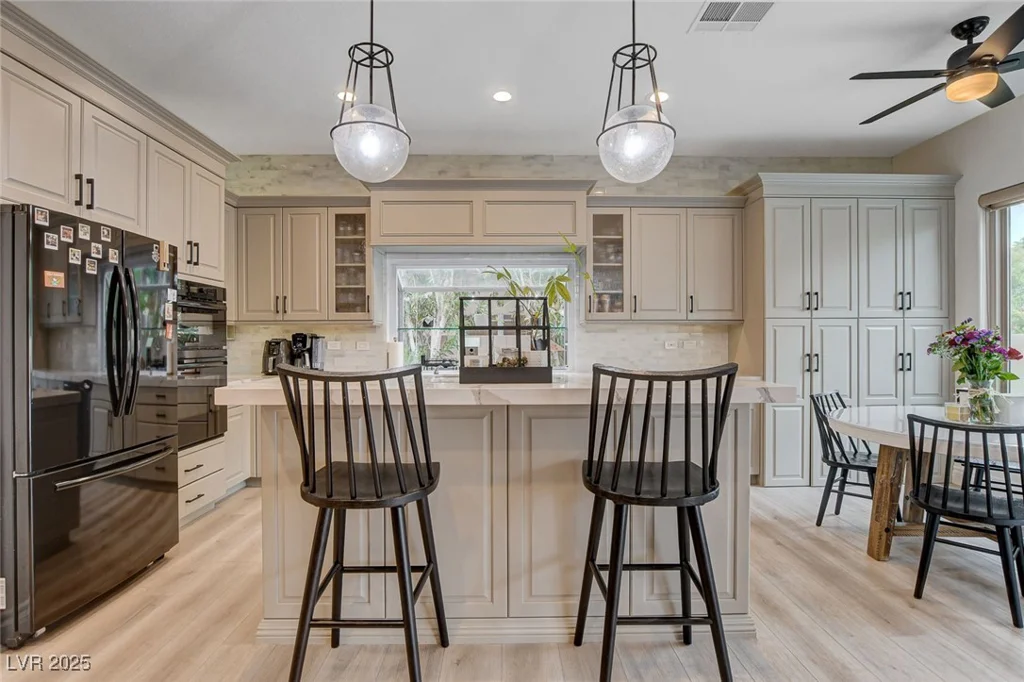 2074 Sutton, Henderson, NV 89074