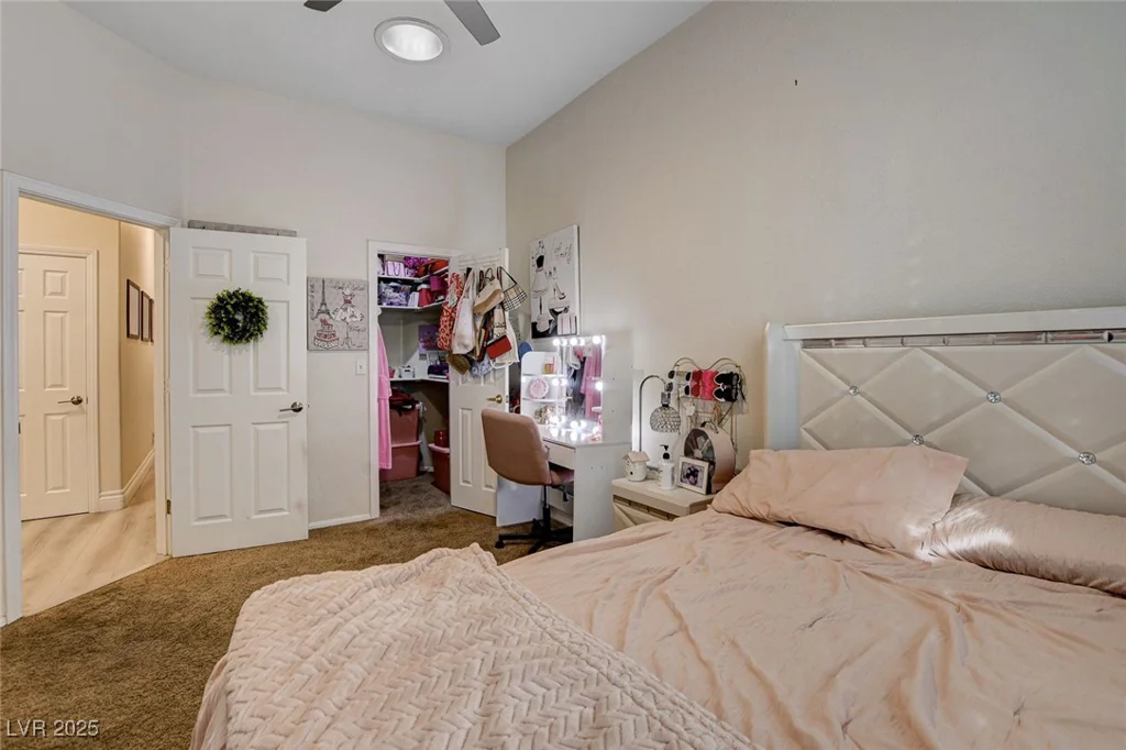2074 Sutton, Henderson, NV 89074