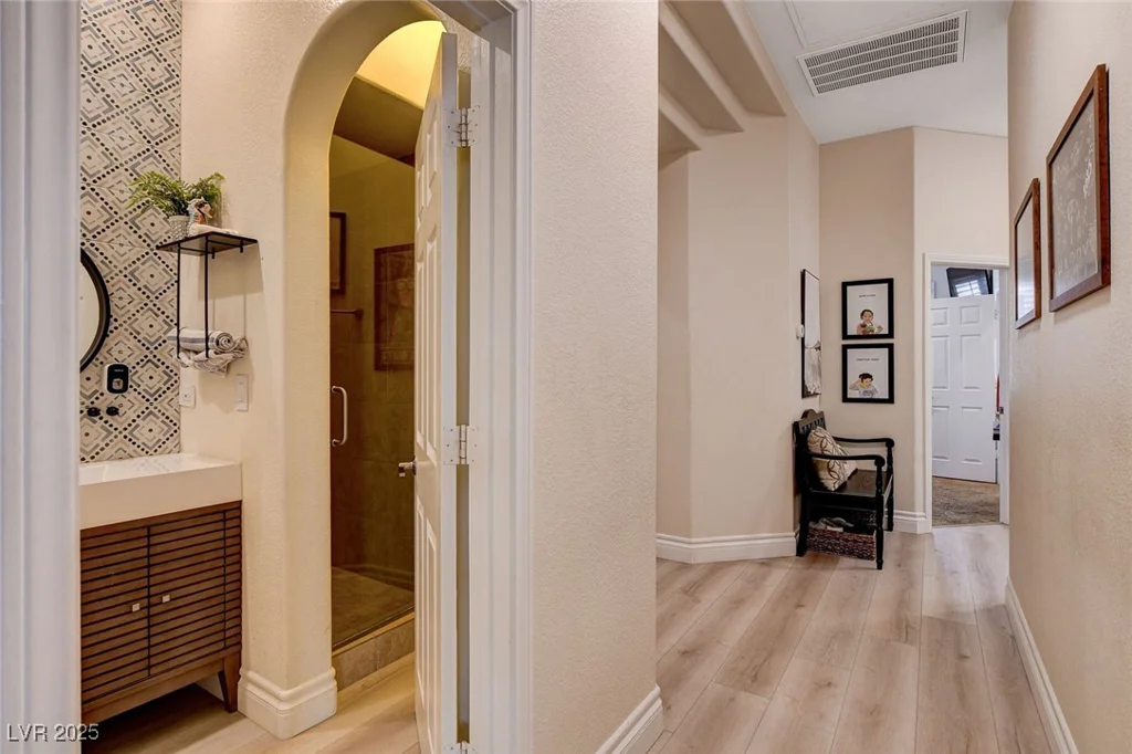 2074 Sutton, Henderson, NV 89074