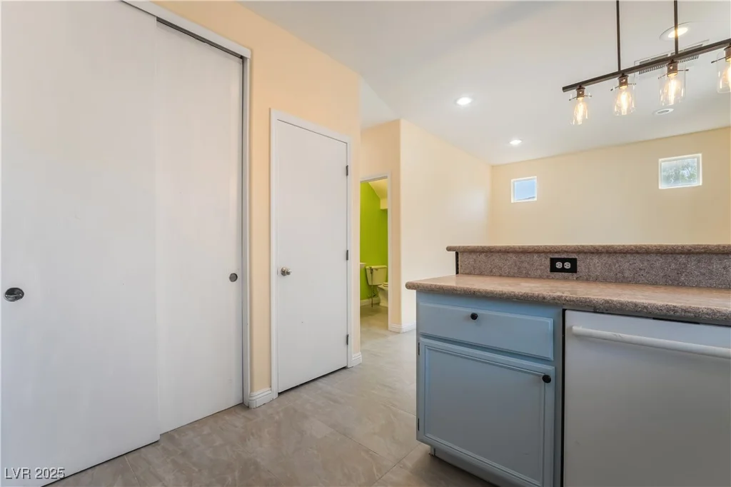 9753 Villa Lorena, Las Vegas, NV 89147