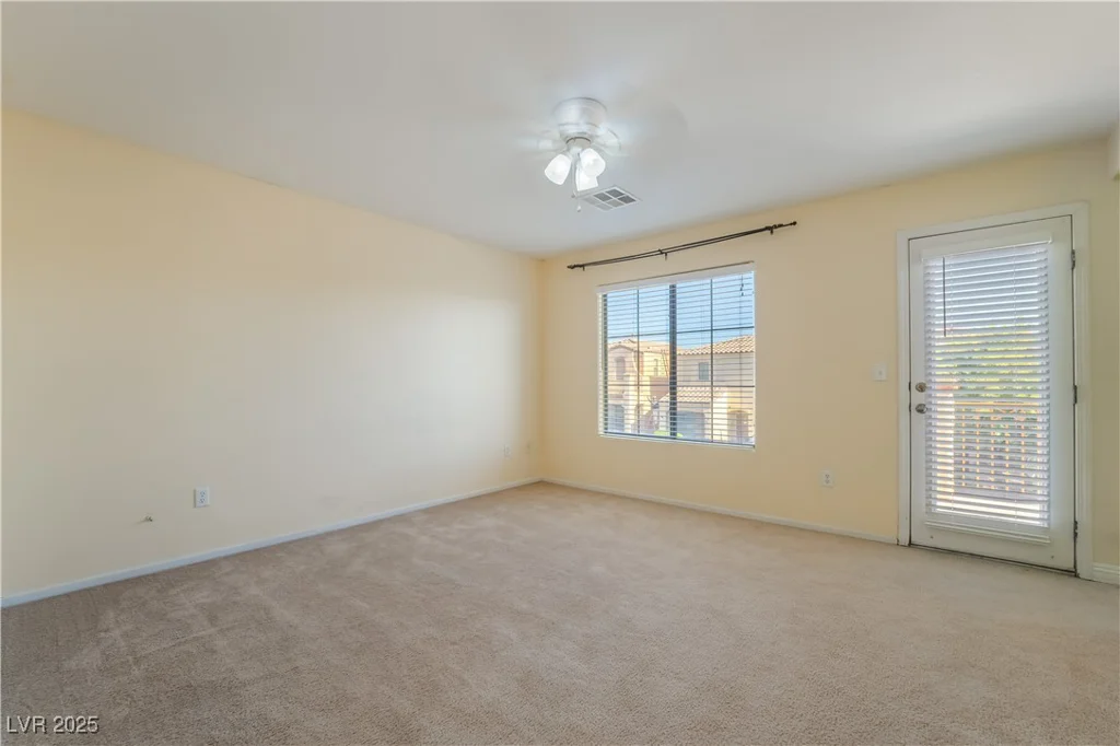9753 Villa Lorena, Las Vegas, NV 89147