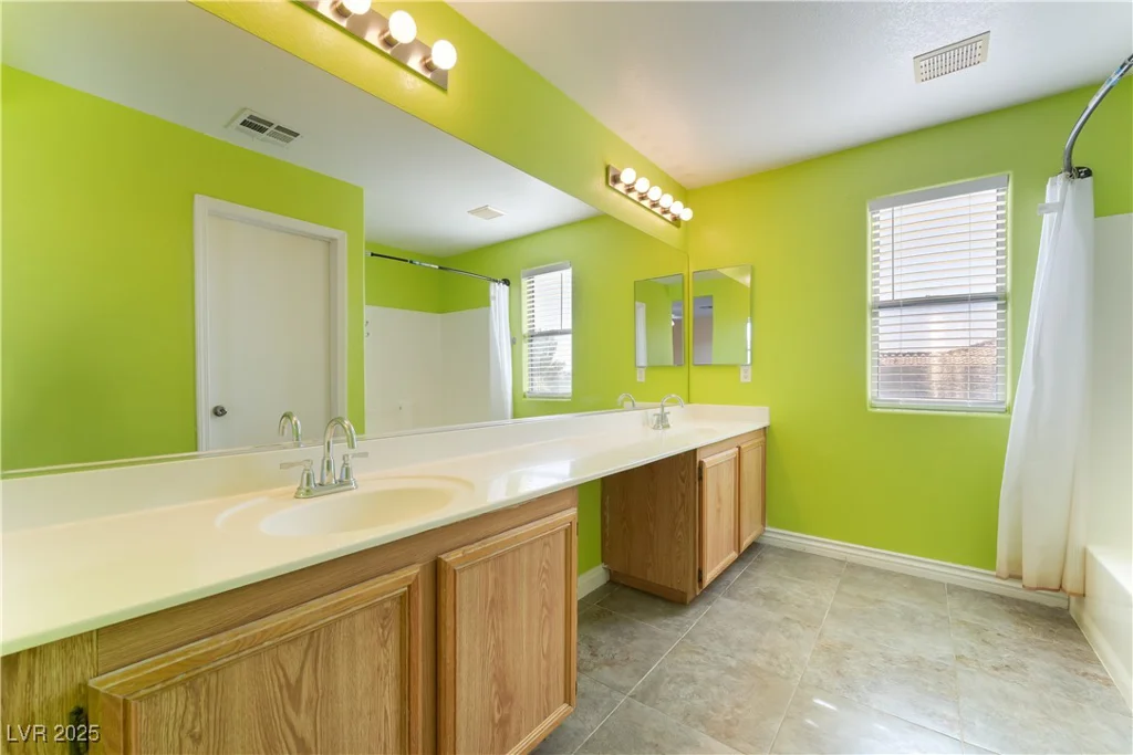 9753 Villa Lorena, Las Vegas, NV 89147