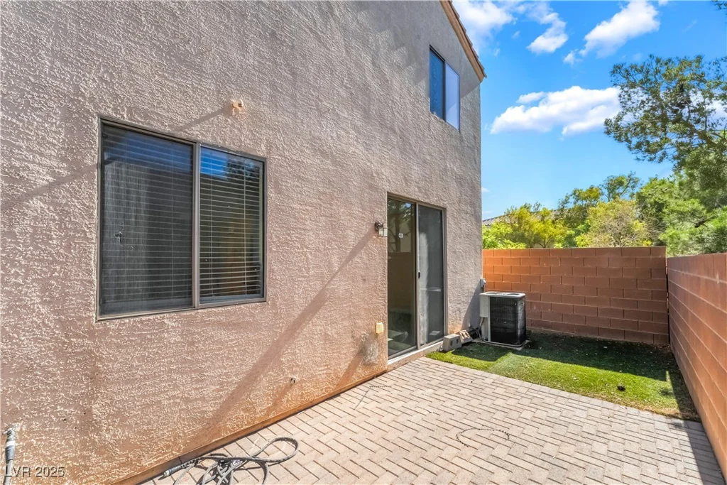 9753 Villa Lorena, Las Vegas, NV 89147