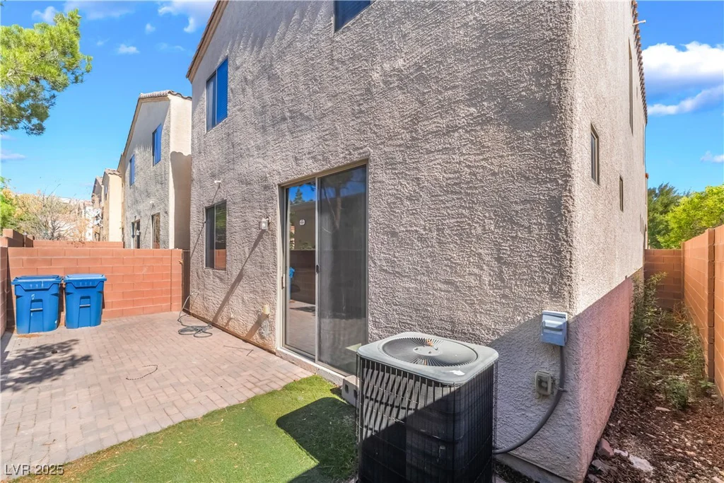 9753 Villa Lorena, Las Vegas, NV 89147