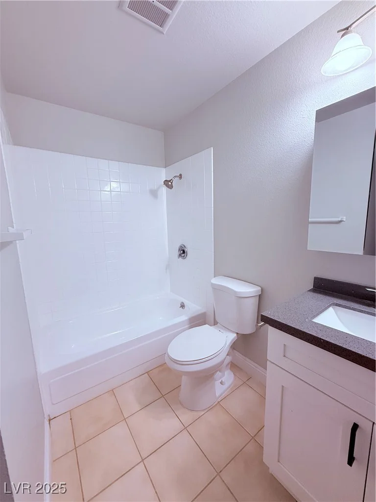 7123 Kenwood, Las Vegas, NV 89147