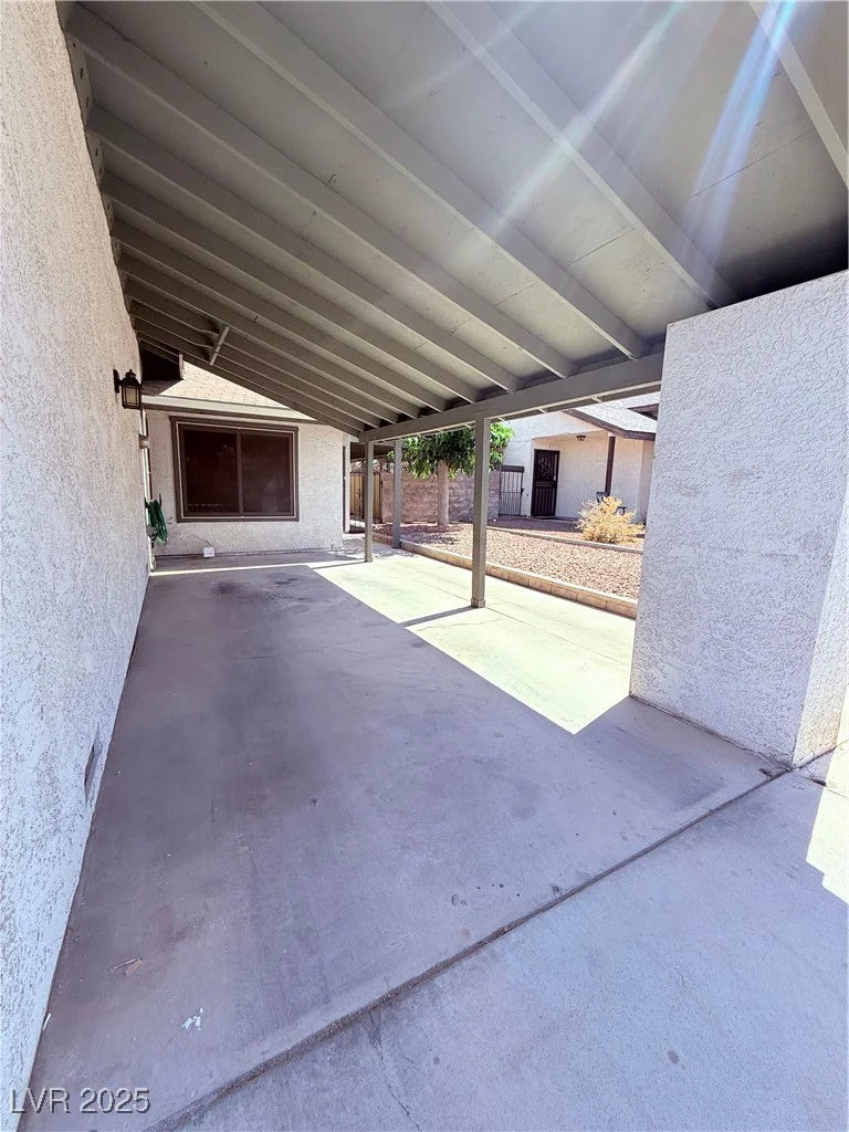7123 Kenwood, Las Vegas, NV 89147