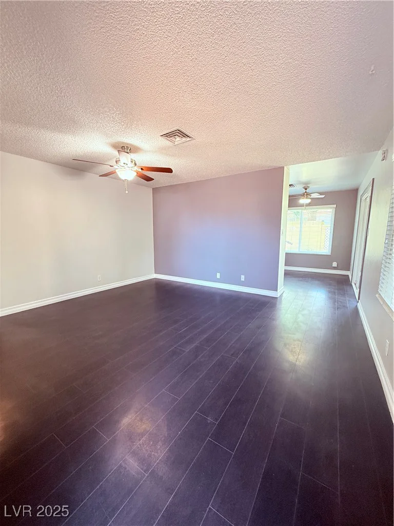 7123 Kenwood, Las Vegas, NV 89147