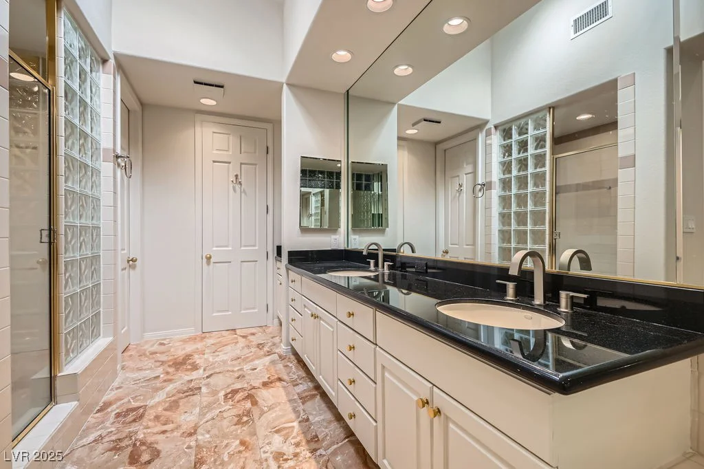 8411 Carmel Ridge, Las Vegas, NV 89113