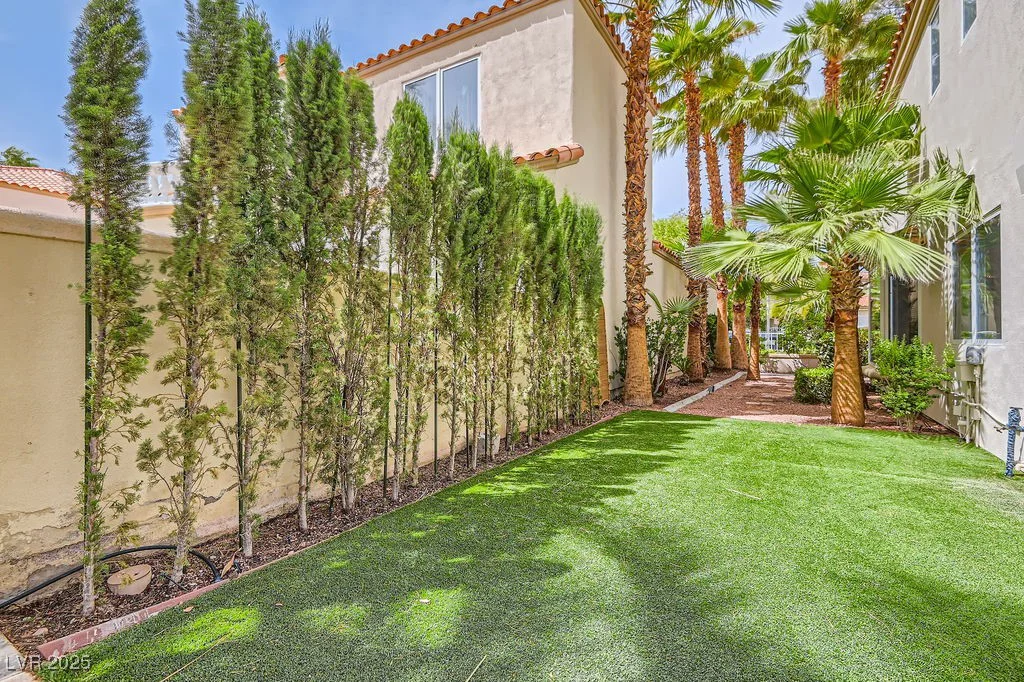 8411 Carmel Ridge, Las Vegas, NV 89113