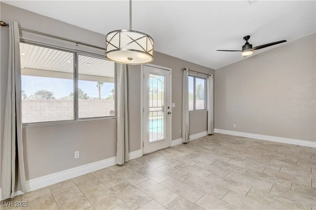 2848 Skowhegan, Henderson, NV 89074