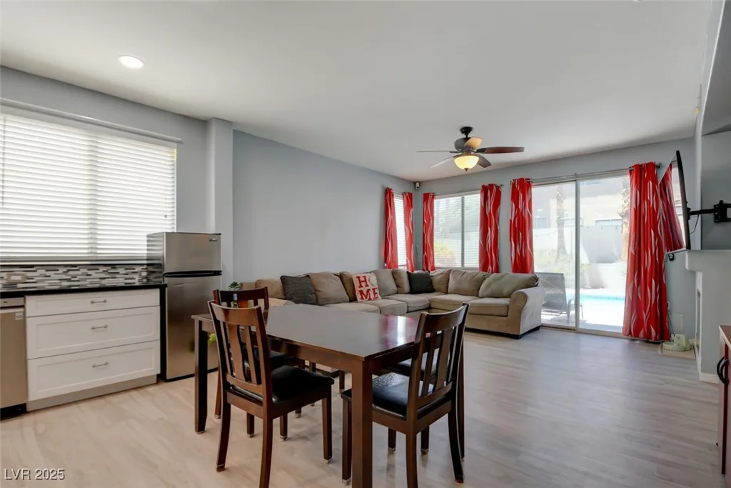 4835 Willow Glen, Las Vegas, NV 89147
