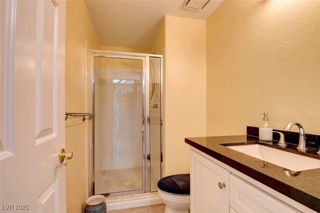 4835 Willow Glen, Las Vegas, NV 89147