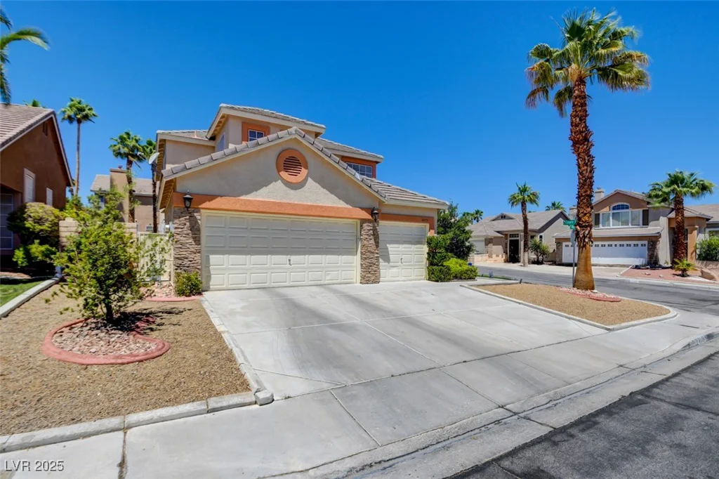 4835 Willow Glen, Las Vegas, NV 89147