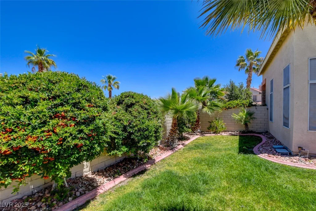 4835 Willow Glen, Las Vegas, NV 89147