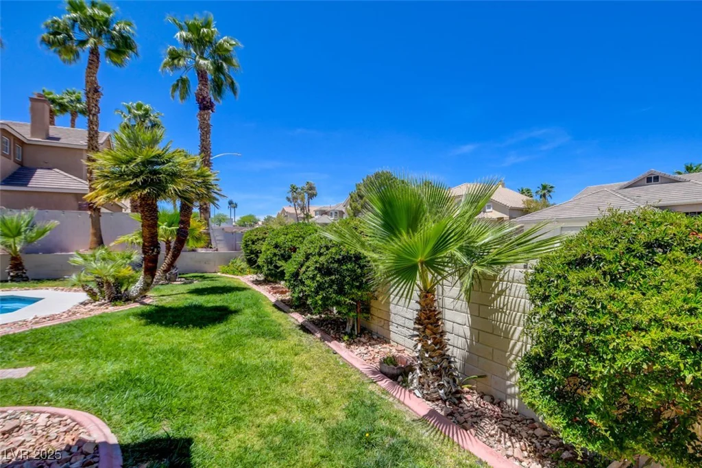 4835 Willow Glen, Las Vegas, NV 89147