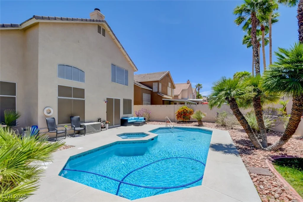 4835 Willow Glen, Las Vegas, NV 89147