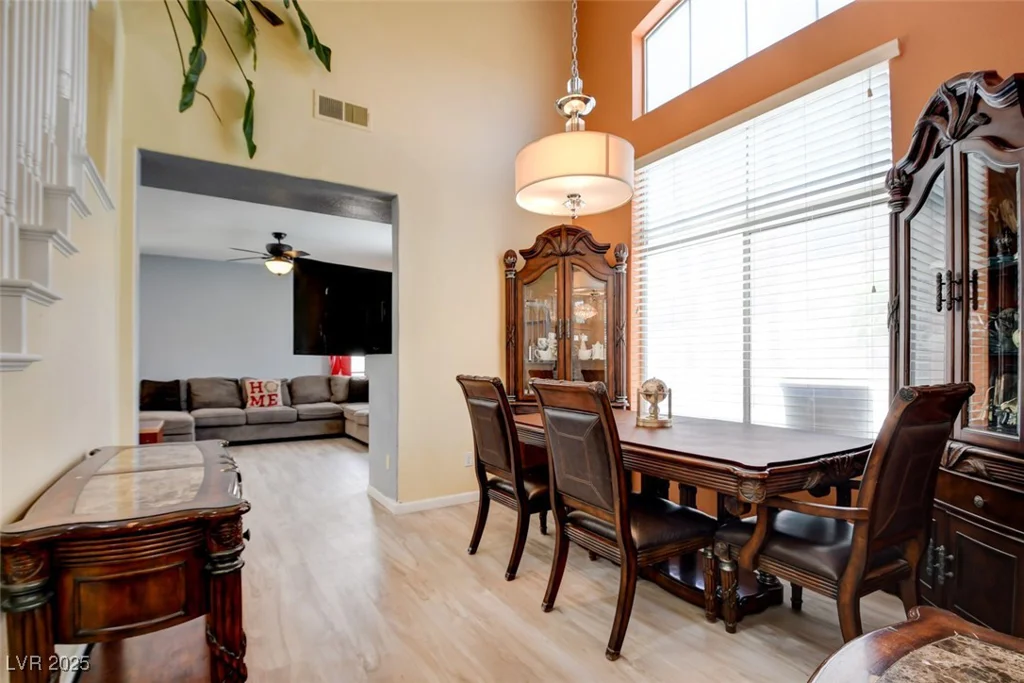 4835 Willow Glen, Las Vegas, NV 89147