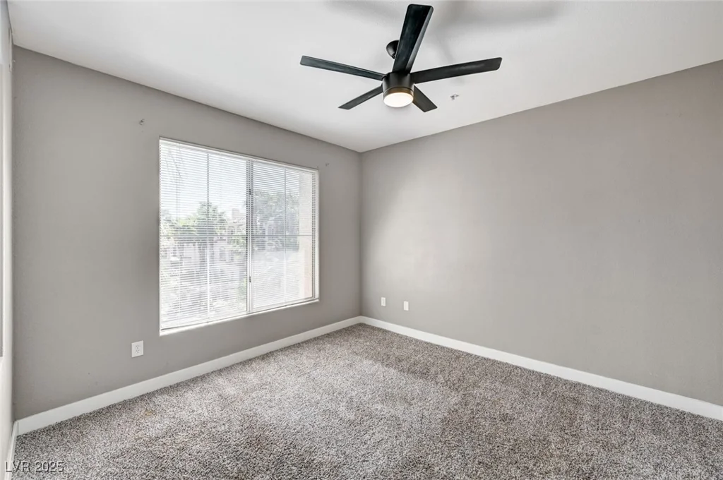 7173 Durango, Las Vegas, NV 89113